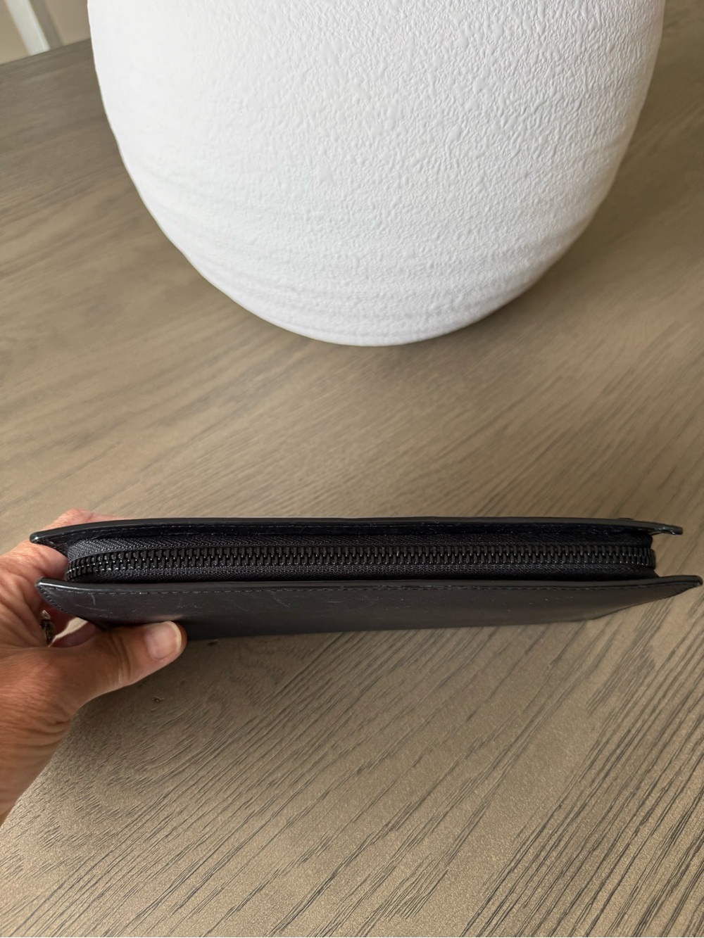 Women’s Alexander Wang Black Grommet Large Leather Wallet - Picture 5 of 13